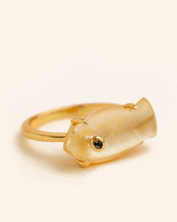 Anillo Marea Madreperla Dorada